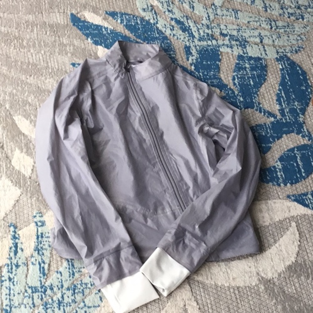 HOKA ONE ONE Performance Shield Running Jacket Color Lunar Rock Size Medium Wind